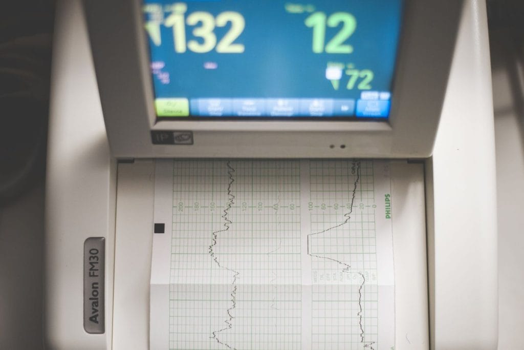 massage cardiaque rythme