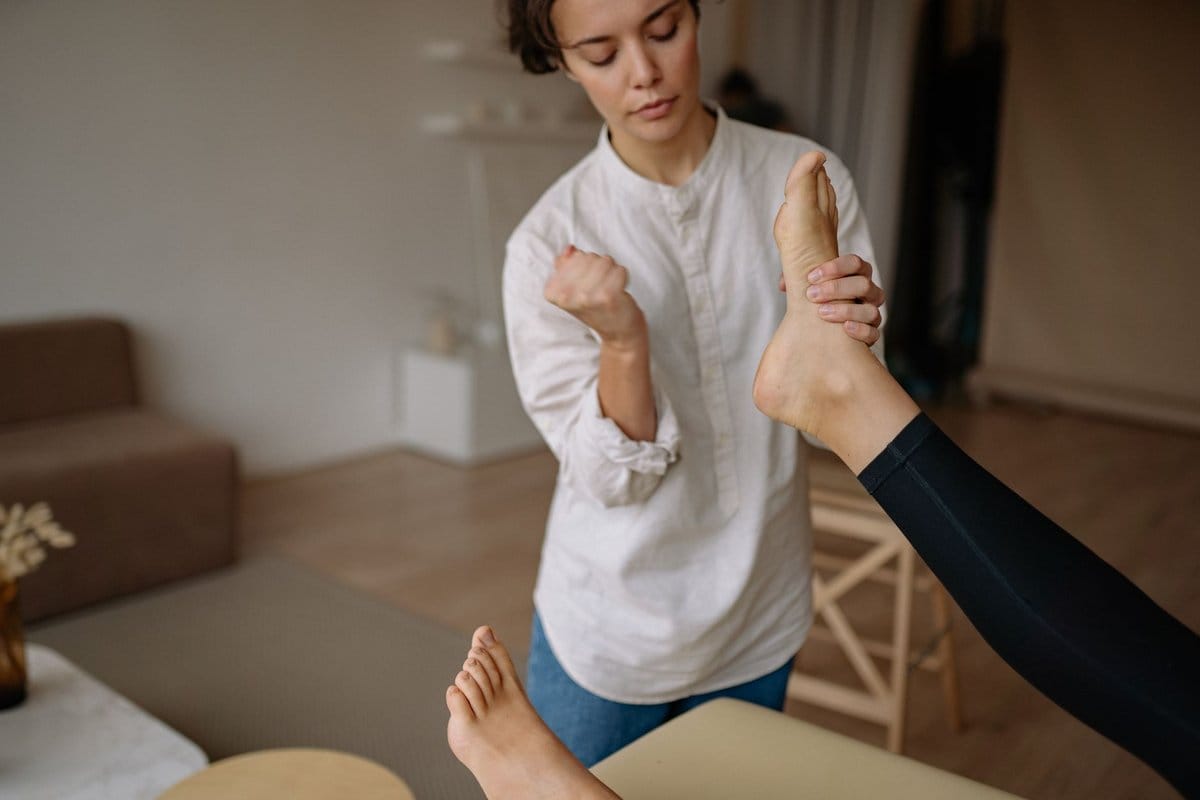 douleur au pied gauche signification